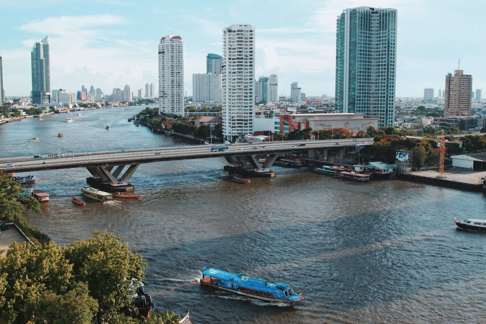 Shangri-La Bangkok 45/50