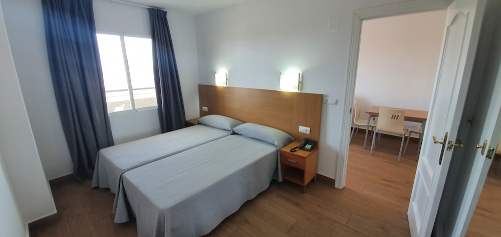 1 BEDROOM, APARTMENT, CITY VIEW, TERRACE