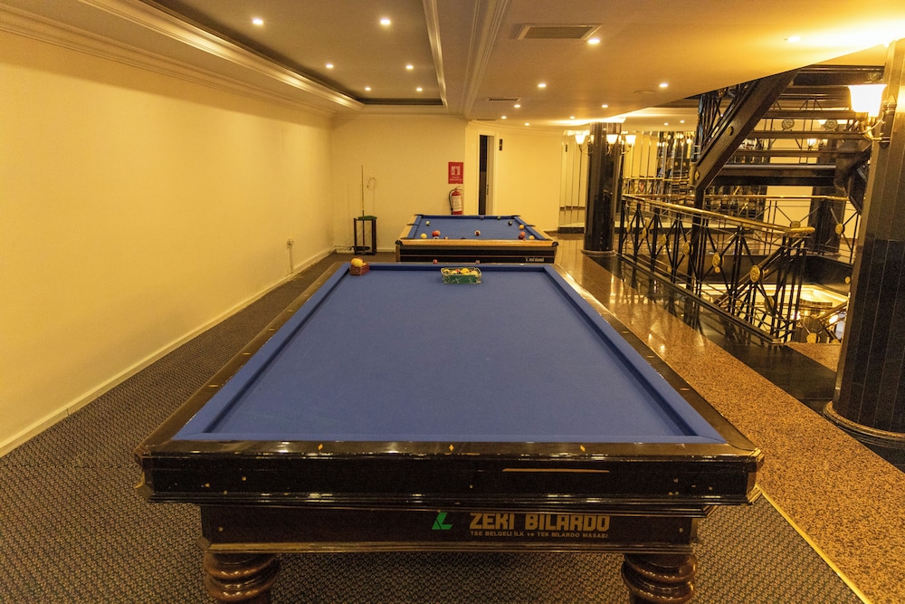 Mcg Marble Hotel 34/51