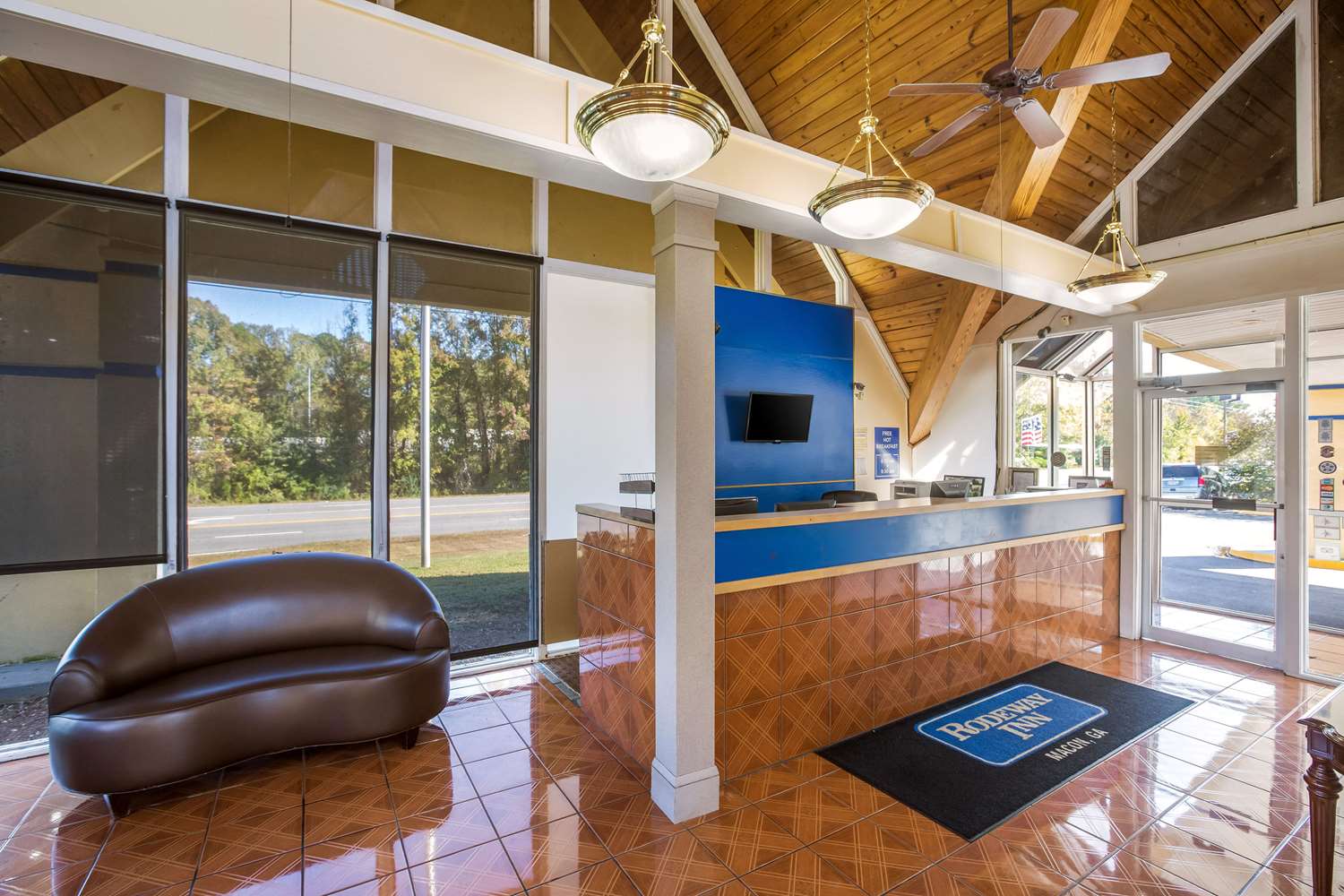 Super 8 by Wyndham Macon GA 5/14