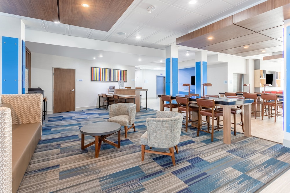 Holiday Inn Express Kearney 42/48