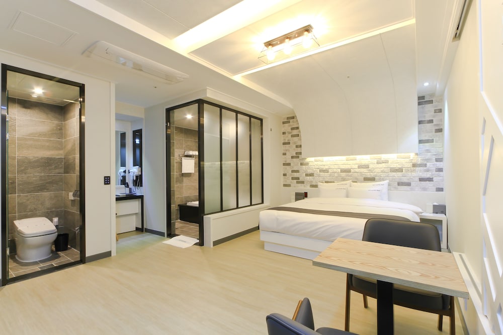 City Hotel G&G 36/45