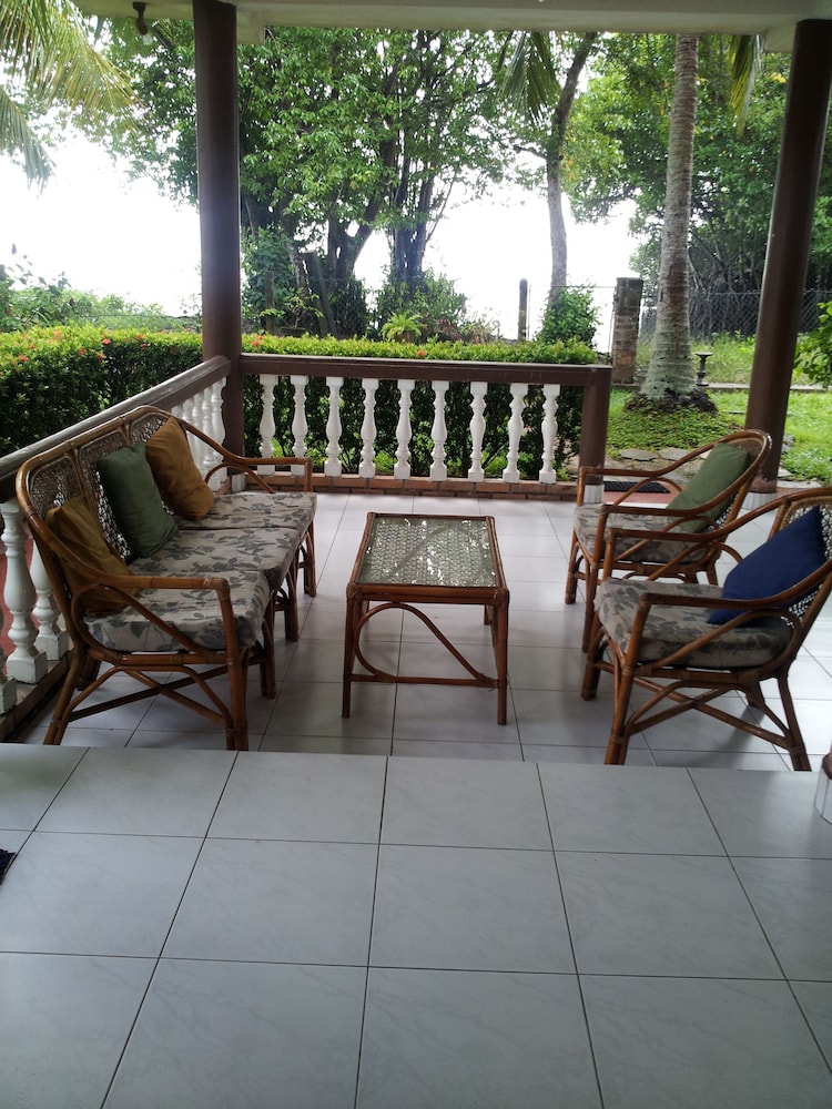 Villa Rosita 3/28