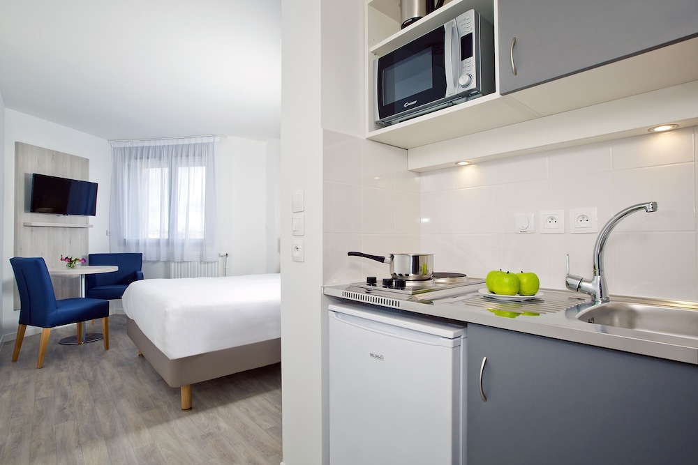Sejours & Affaires Paris Davout 13/29