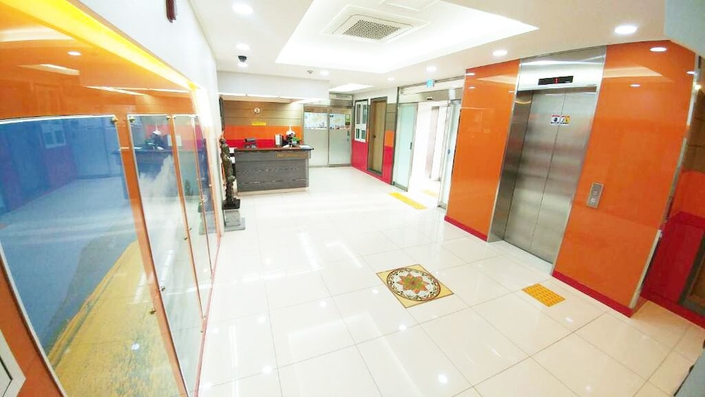 Golden Park Hotel 4/59