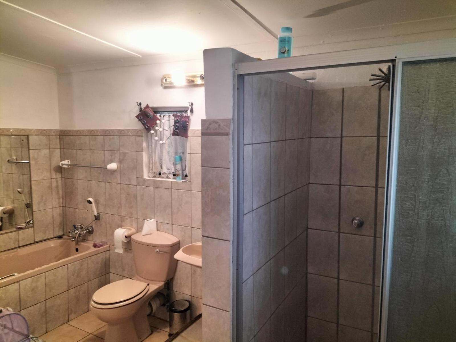 Garden Cottage Guest House 13/15
