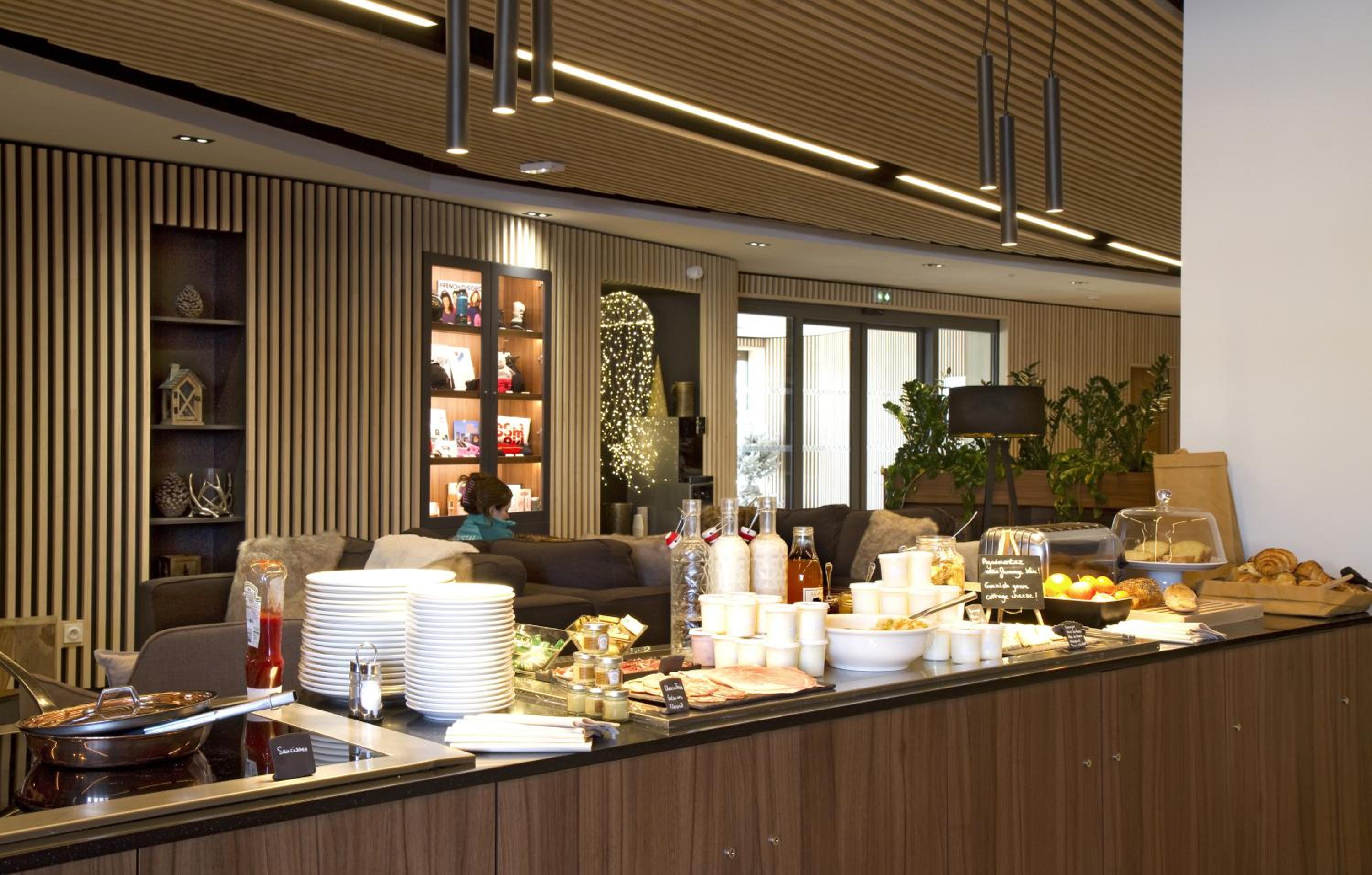 Appart'Hotel Prestige Odalys L'Eclose 6/23