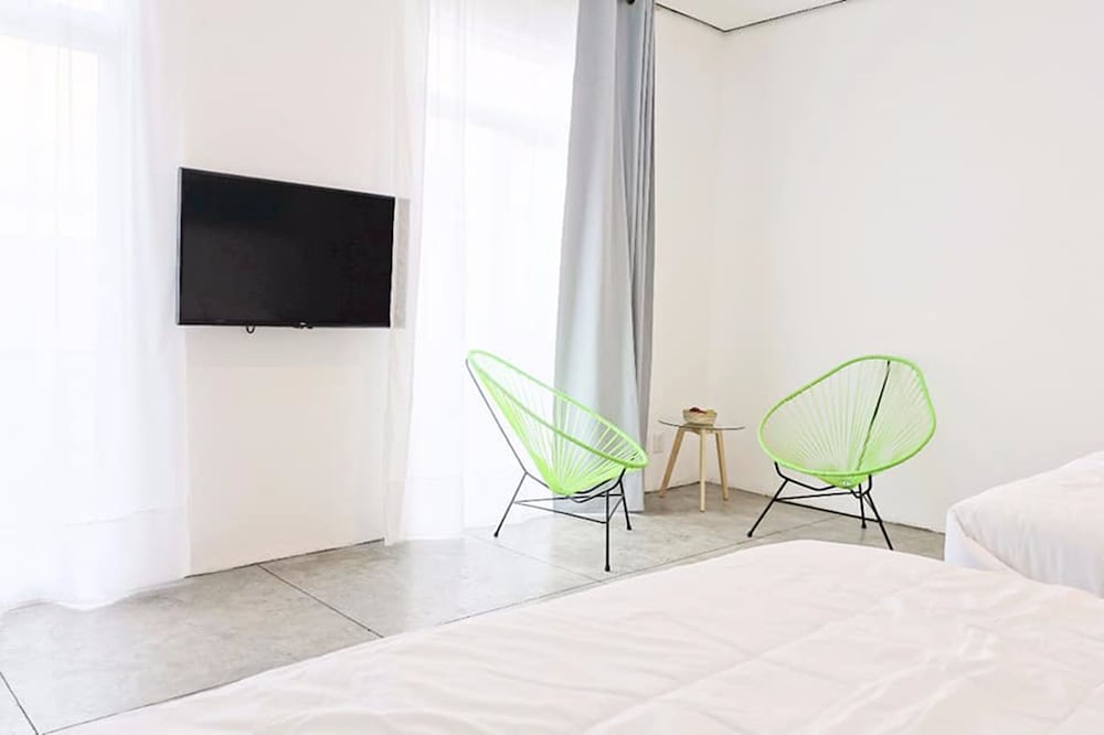 Hotel Mama Carlota 30/43