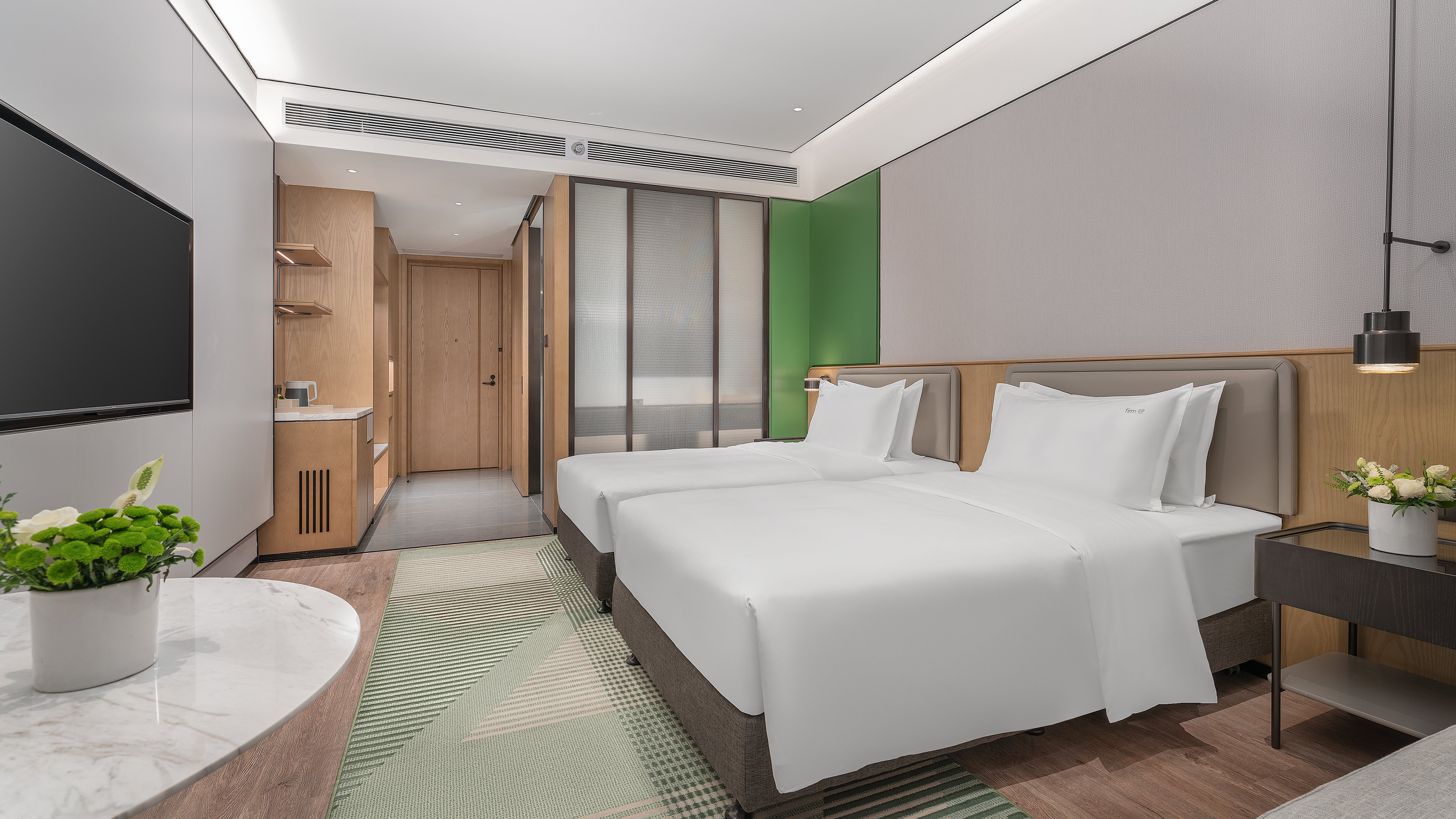 Holiday Inn Wuhan Houguan Lake by IHG 15/50
