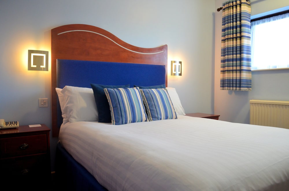Heights Hotel 9/50