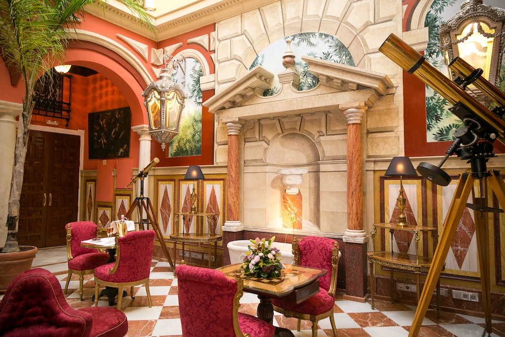 Hotel Ateneo Sevilla 38/50