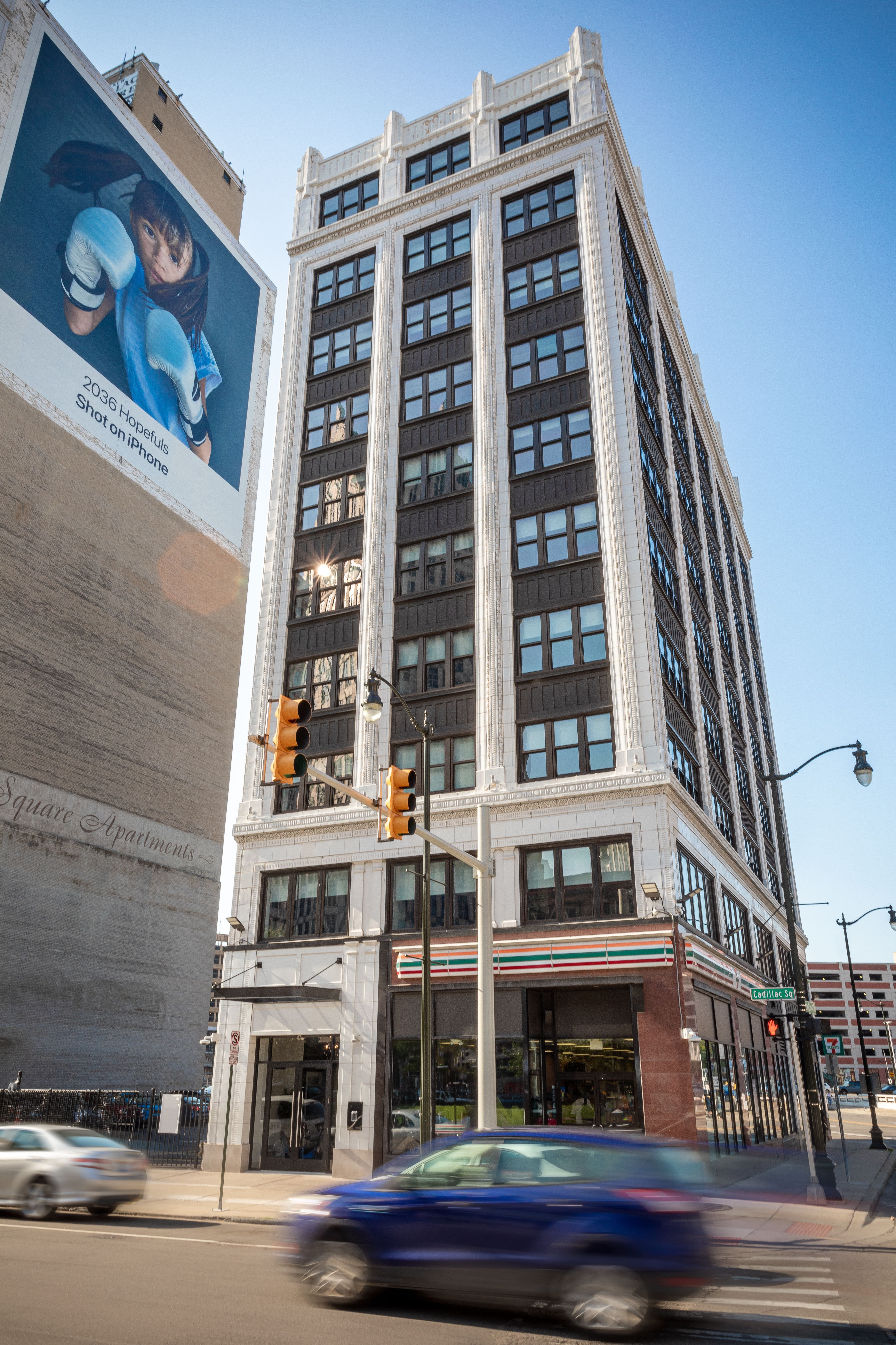 Kasa Cadillac Square Detroit 5/5