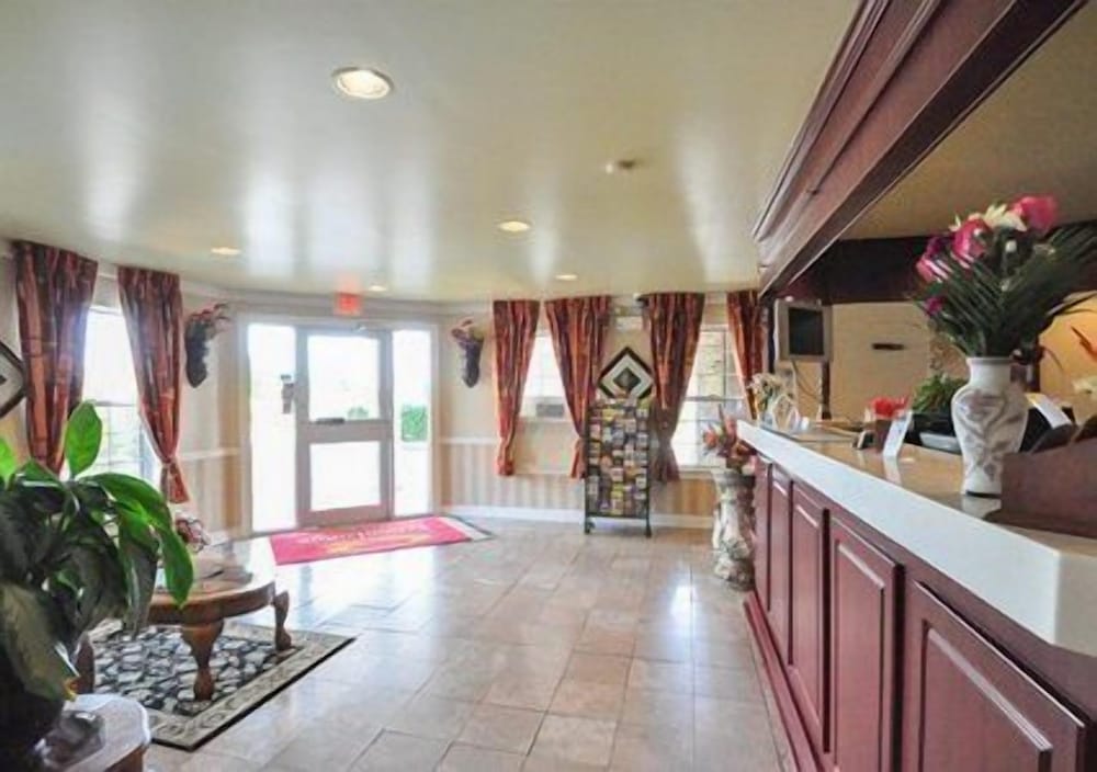 Econo Lodge Princess Anne 5/40