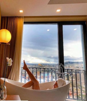 Amante Narikala Boutique Hotel 58/68
