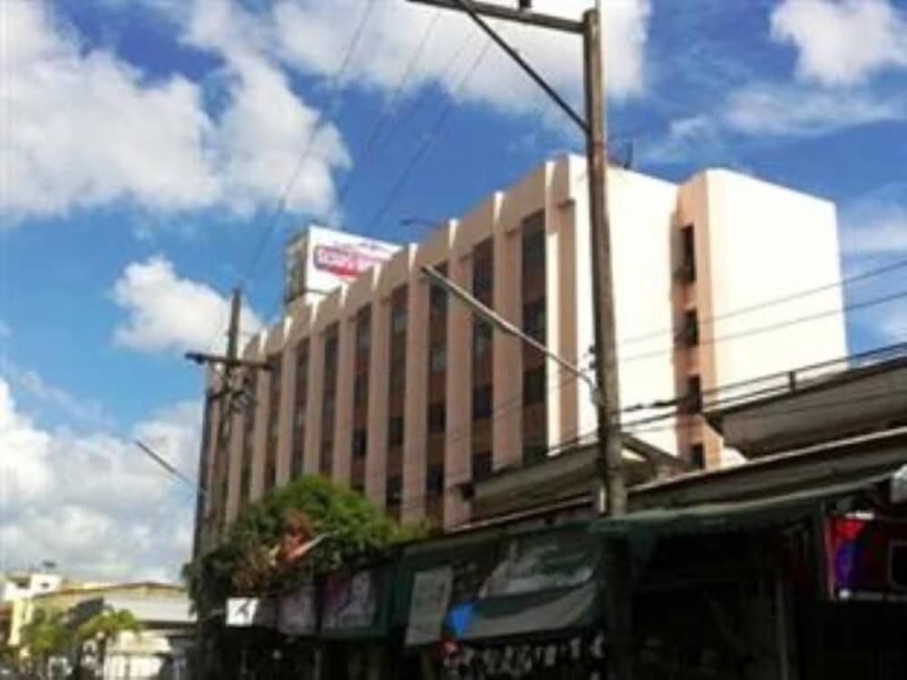 River Grand Hotel Hat Yai 2/40