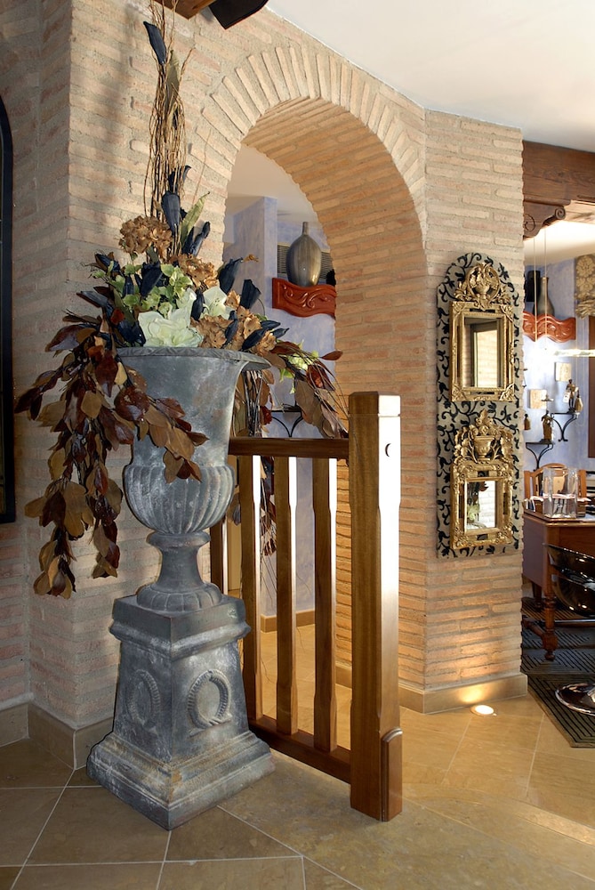 Hotel Boutique Maribel 6/40