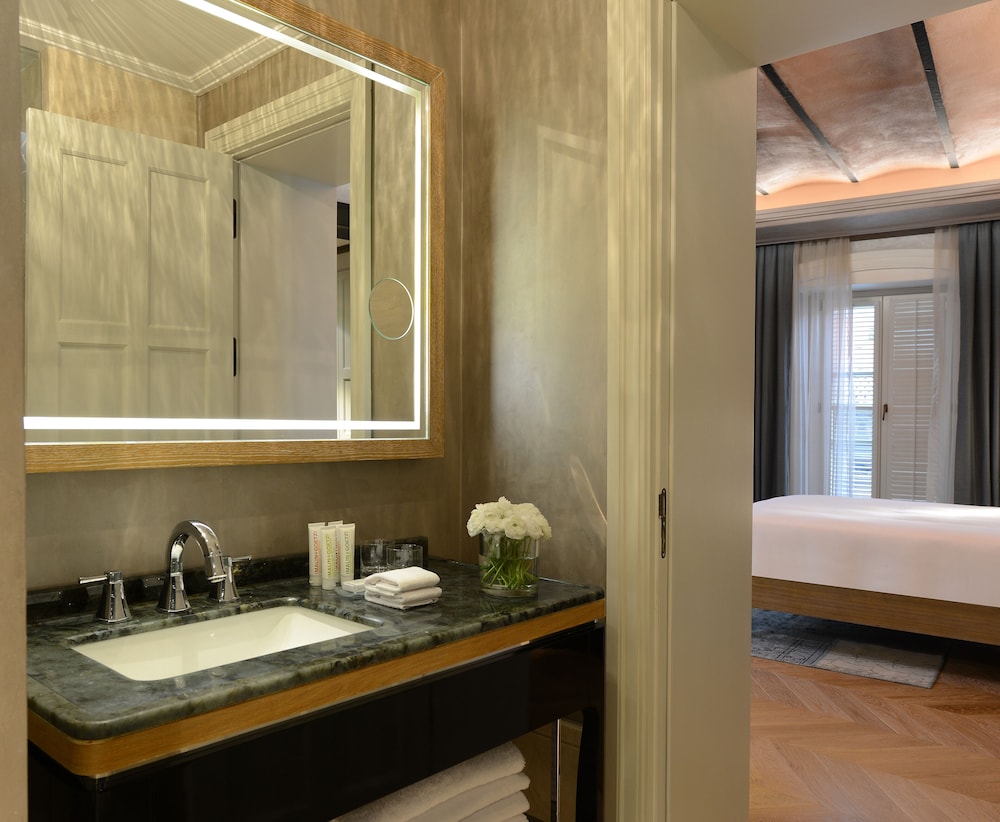 SIGNATURE, DELUXE, TWIN BEDS