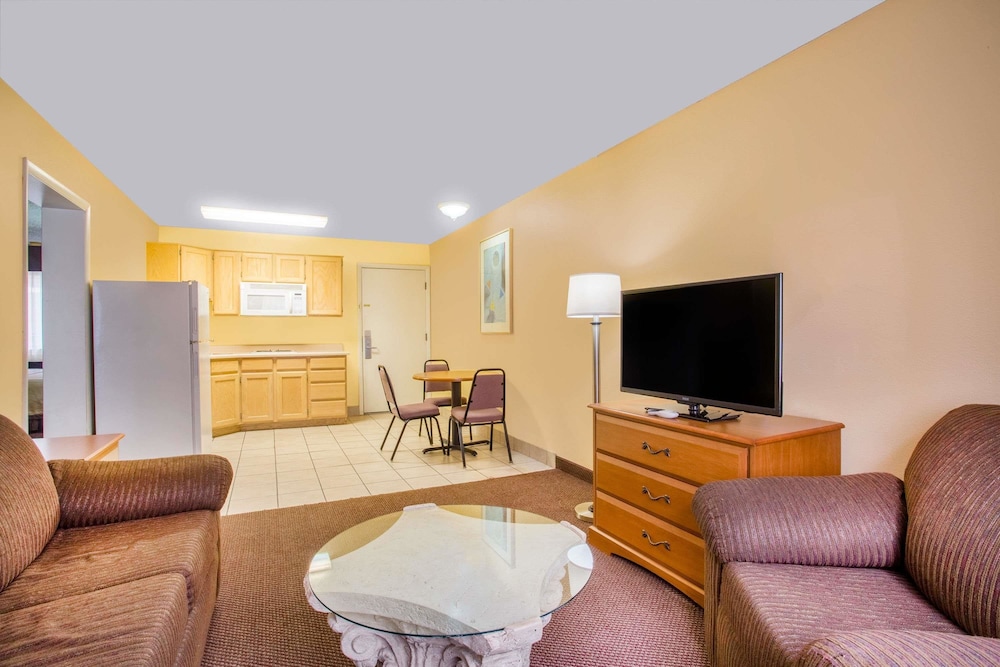 Days Inn By Wyndham St. George 19/22
