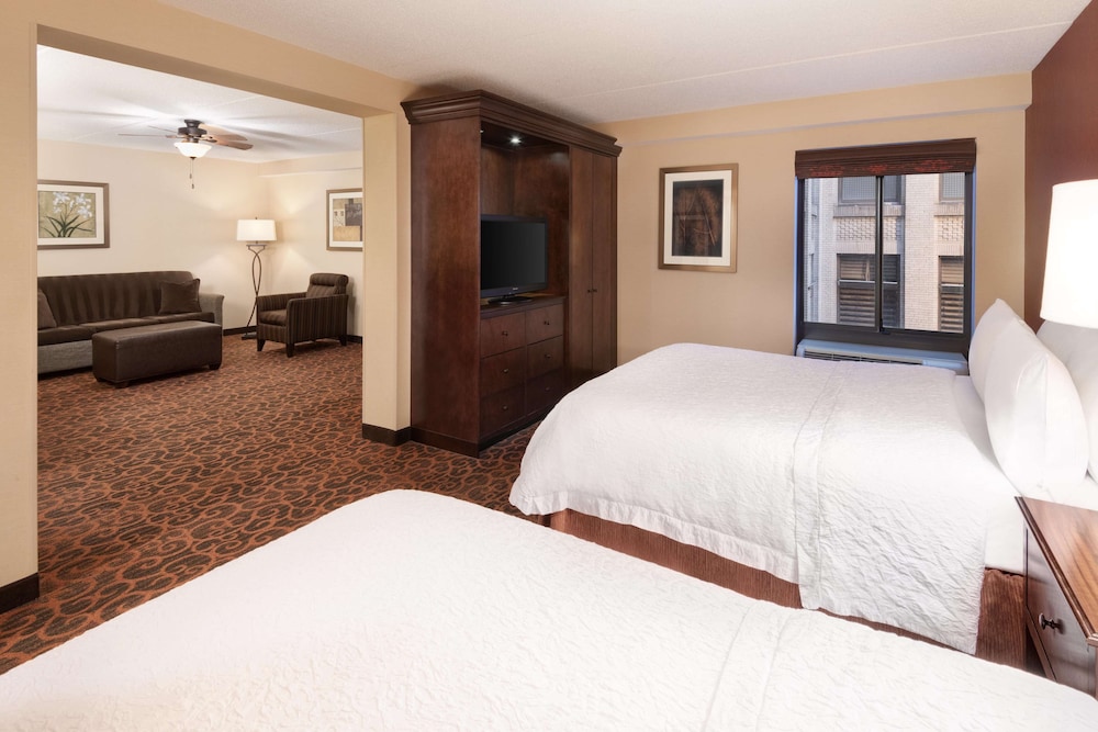 Hampton Inn Cleveland Downtown 15/44