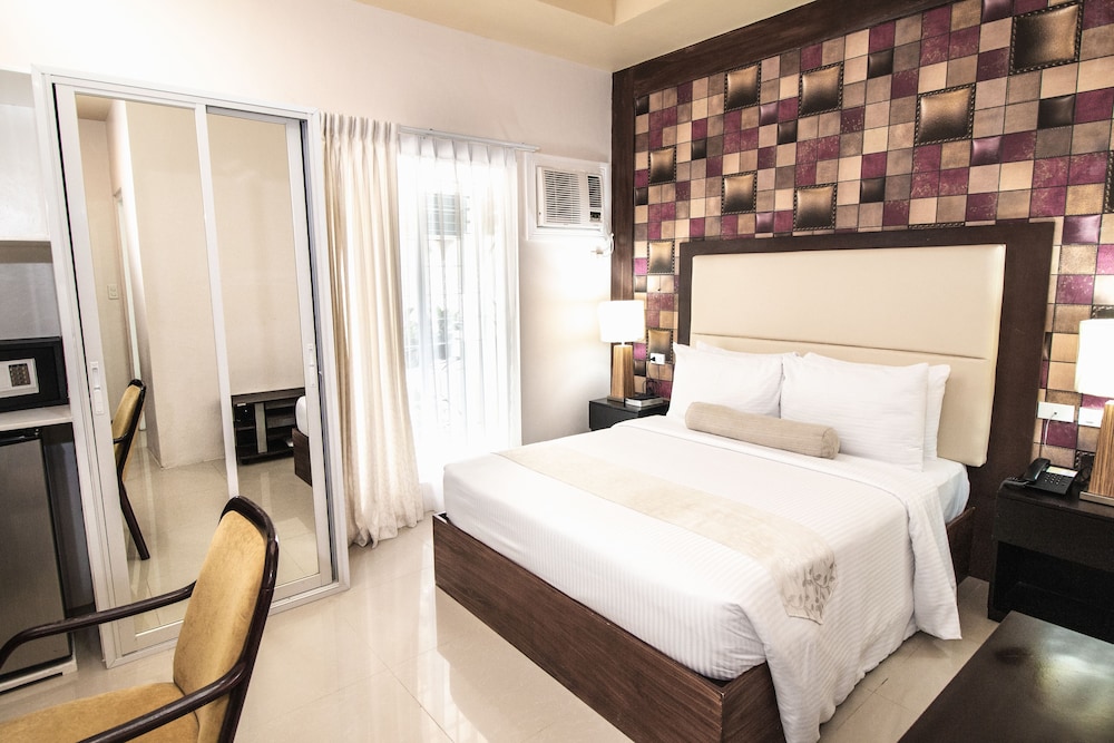 Sierra Hotel 23/46