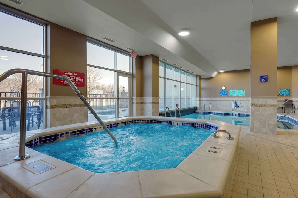 Drury Inn Suites Mt Vernon 28/50