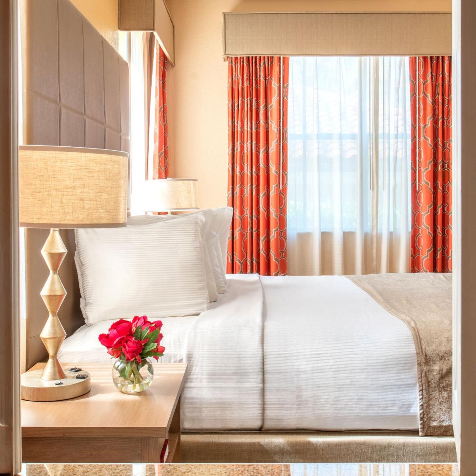 2 Bedrooms, Suite, Sofa, Floridays Orlando Resort 10/10
