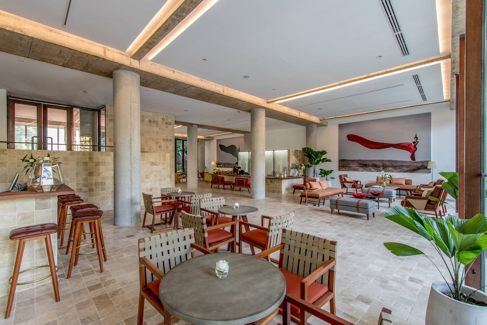 Penh House Hotel 59/74